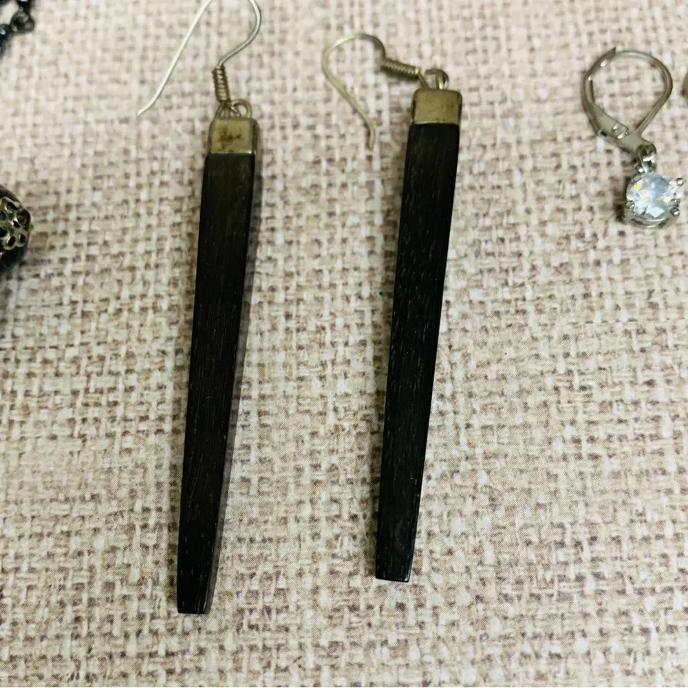 Black and Silver Earring Bundle‎